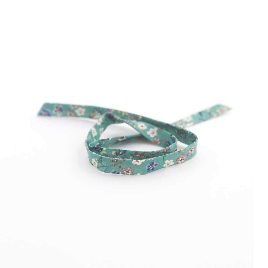 Pair of Green Floral Laces