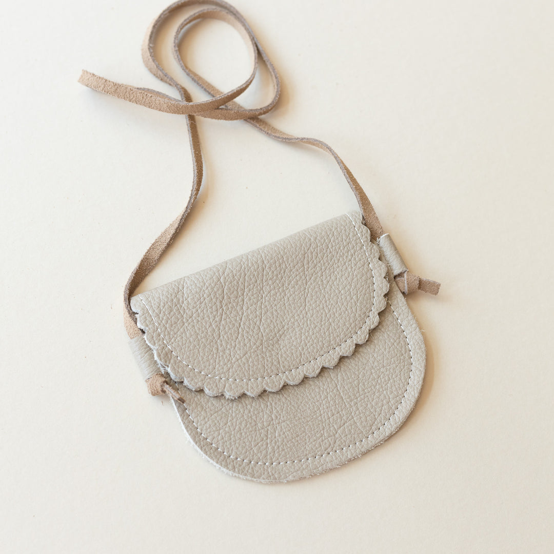 Little Kids' Scalloped Leather Purse in Light Gray