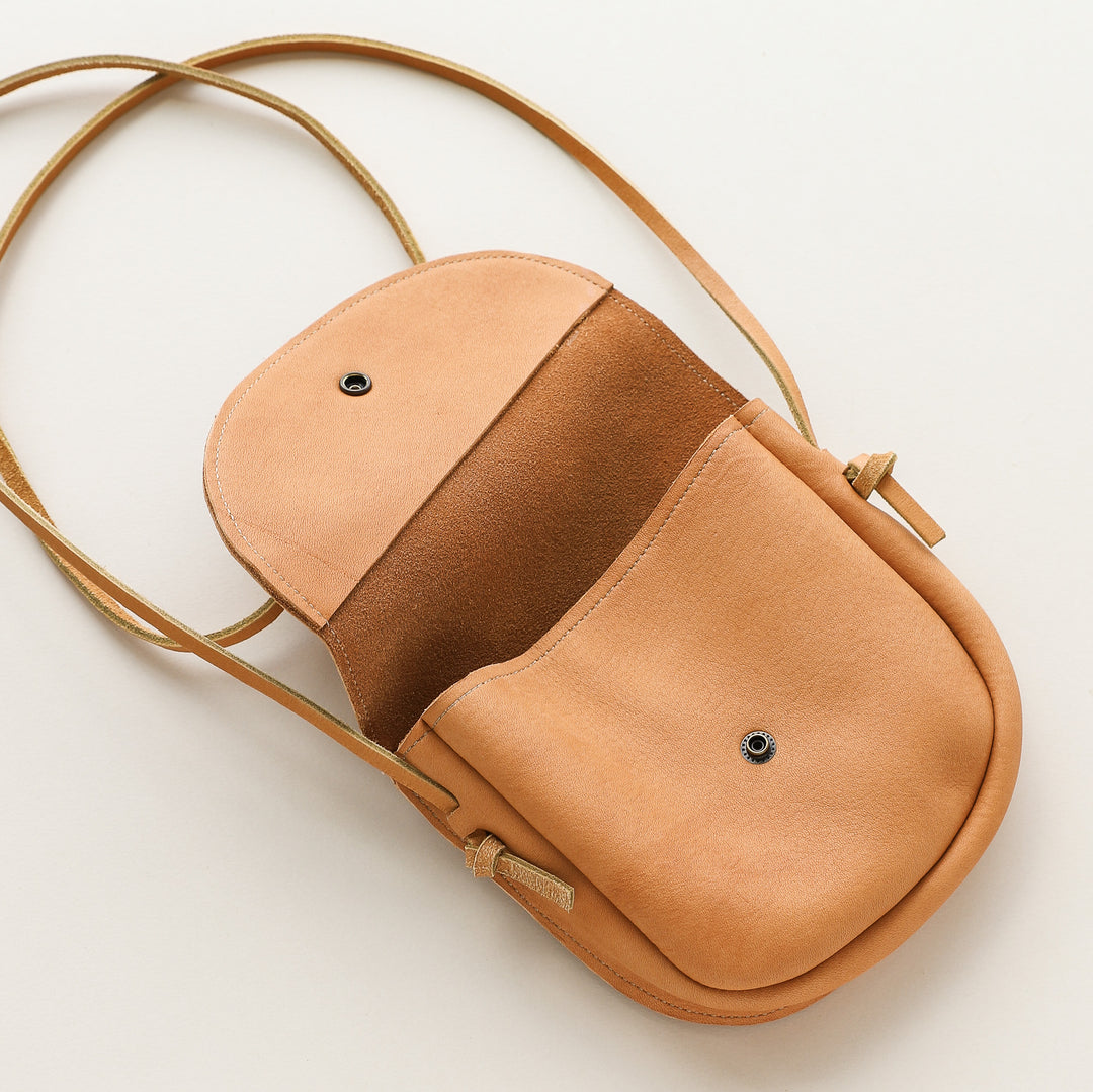 Crossbody Bag in Apricot