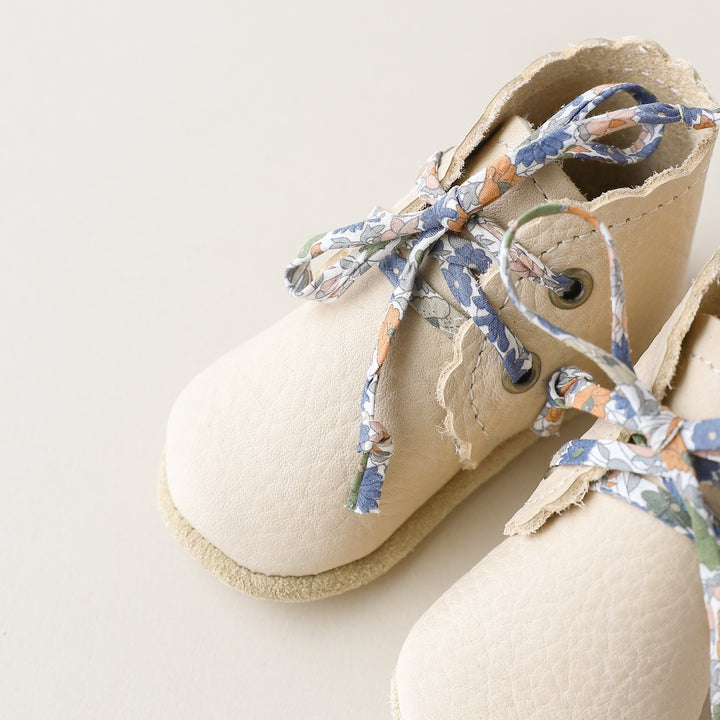 Scalloped Baby Boots in Almond