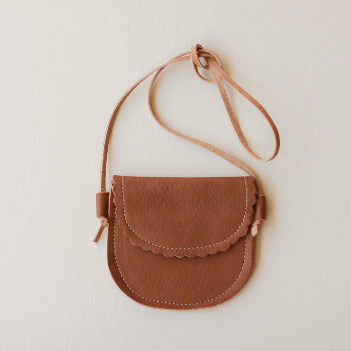 Scalloped Leather Purse in Walnut- adult