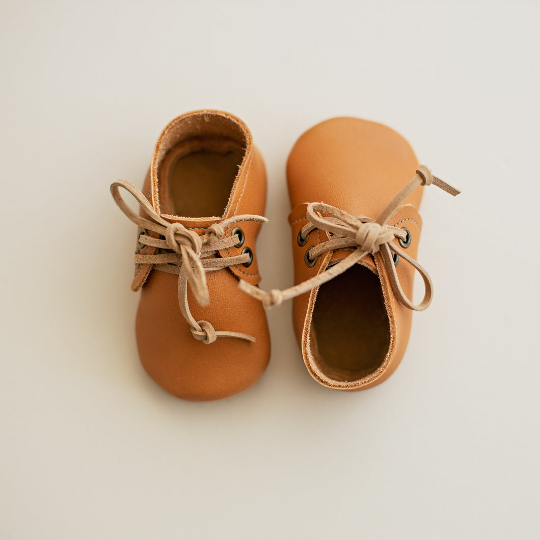 Soft sole Leather baby boots in Ginger. Gender neutral baby shoes made in USA