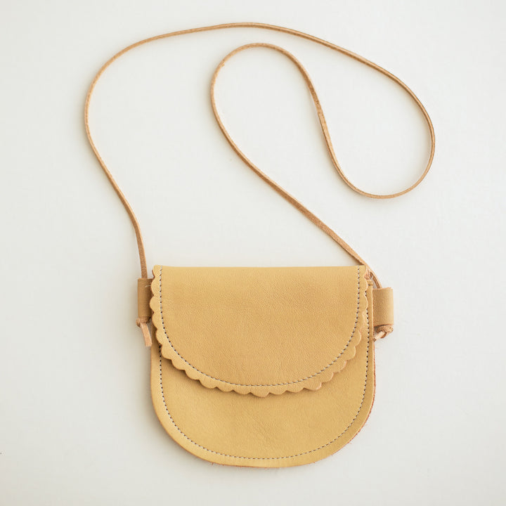Scalloped Leather Bag in Honey