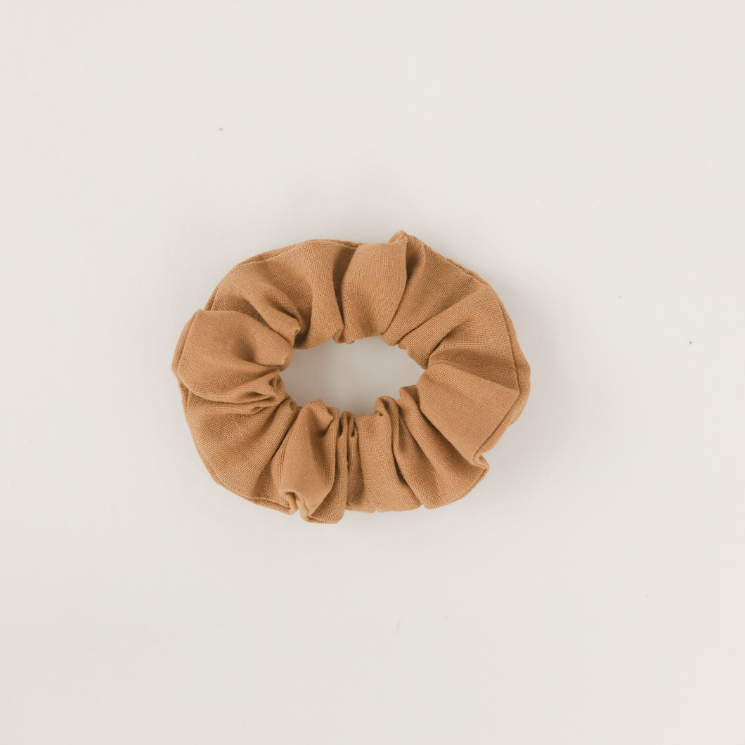 Adult Scrunchie in Cinnamon Linen